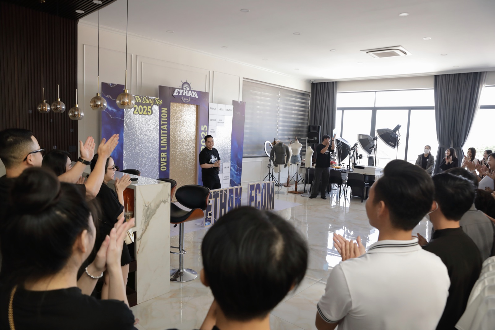 Sân khấu sự kiện sáng tạo Over Limitation 2025 tại Ethan Ecom
